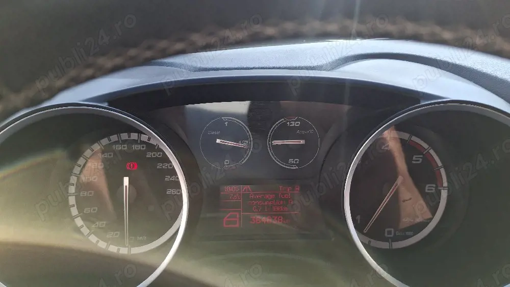 Vând Alfaromeo Giulietta 3.800 