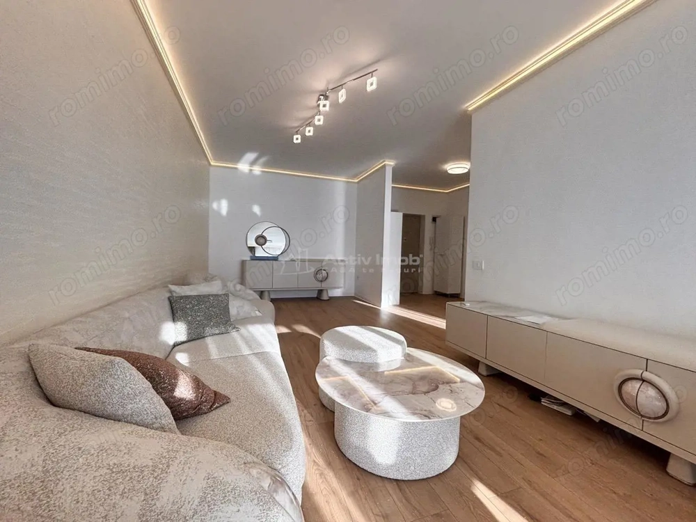 Apartament 3 camere bloc nou - 68 mp  util + balcon 10 mp - Mobilat si utilat - Parcare inclusa