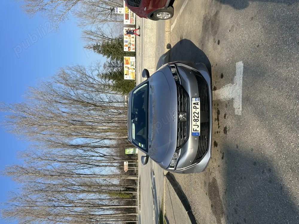 Vând Peugeot 508