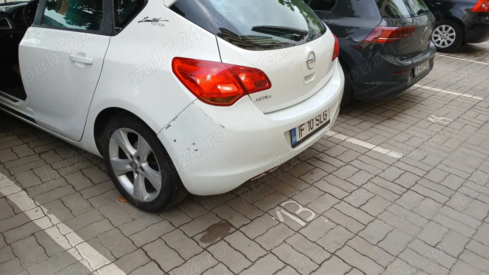 De vavanzare pret 2200 euro necogiabil