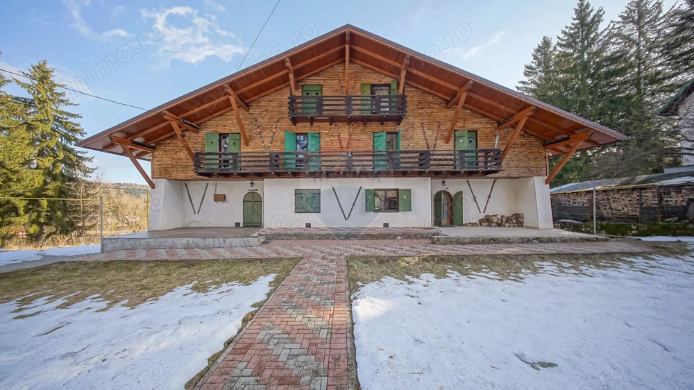 Vilă istorică, proiectată de arhitectul Emil Nădejde în Timișu de Sus