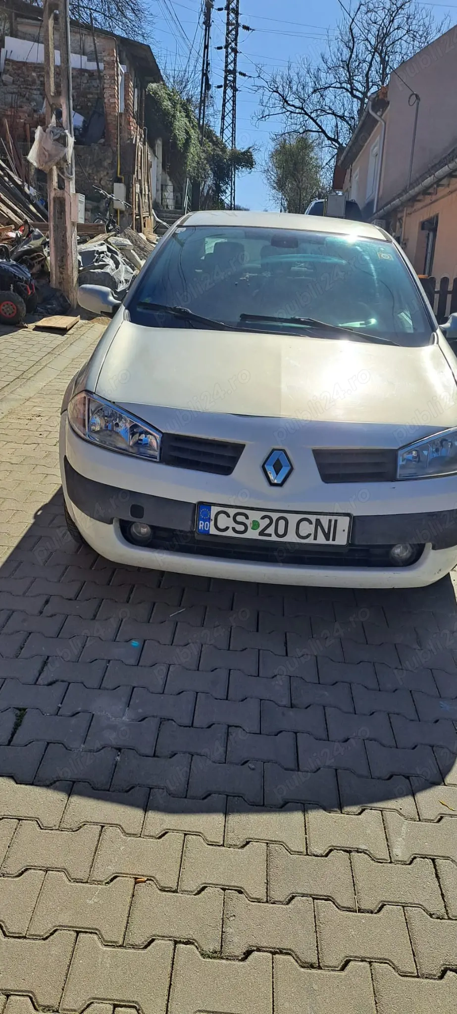 vand  sau schimb renault megane