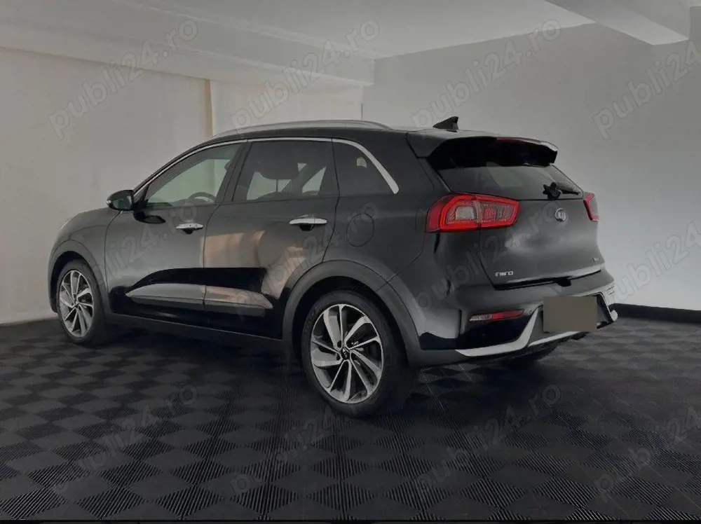 Închiriere auto pentru Botl, Uber sau Taxi