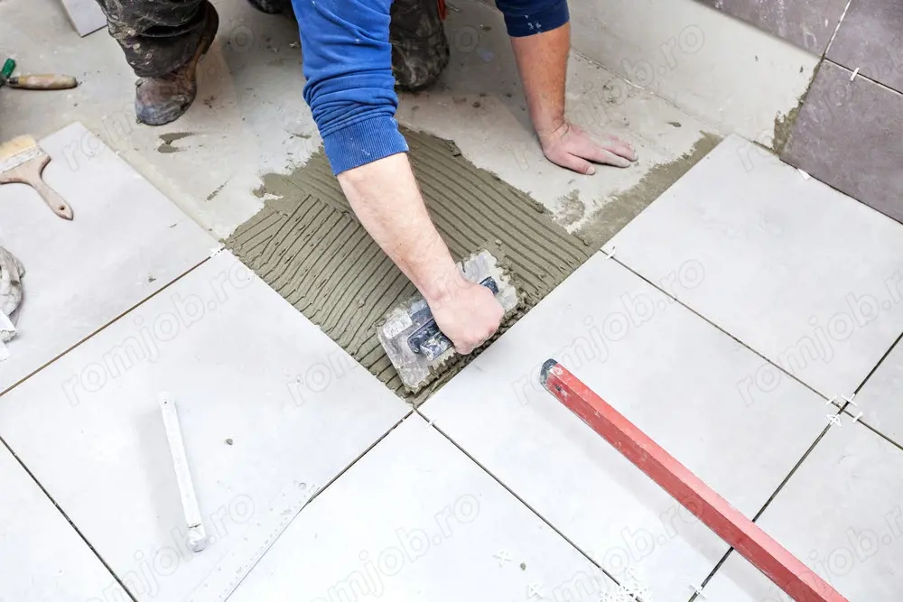 Angajez muncitor in constructii pt gresie-faianta