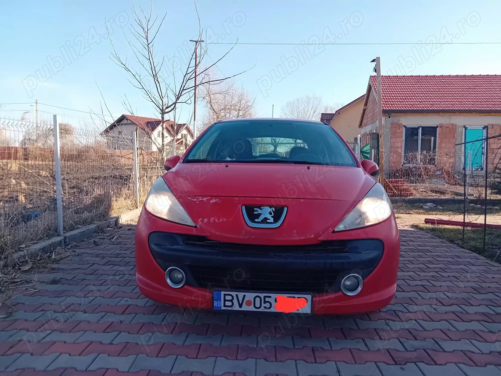 Peugeot 207, an 2008, 1.4 benzina
