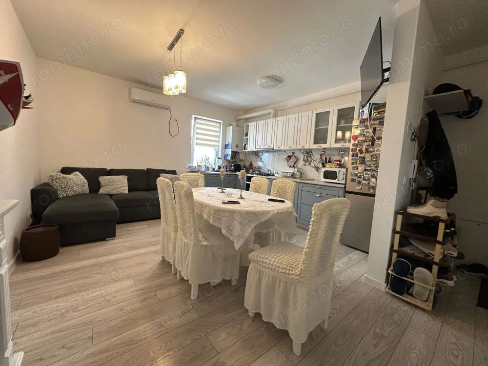 3 camere | decomandat | etaj intermediar | centrala proprie | mobilat si utilat | loc parcare |
