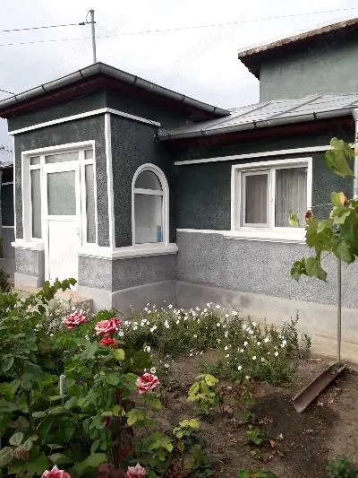 Casa de vanzare in com.Valea Macrisului jud.Ialomita
