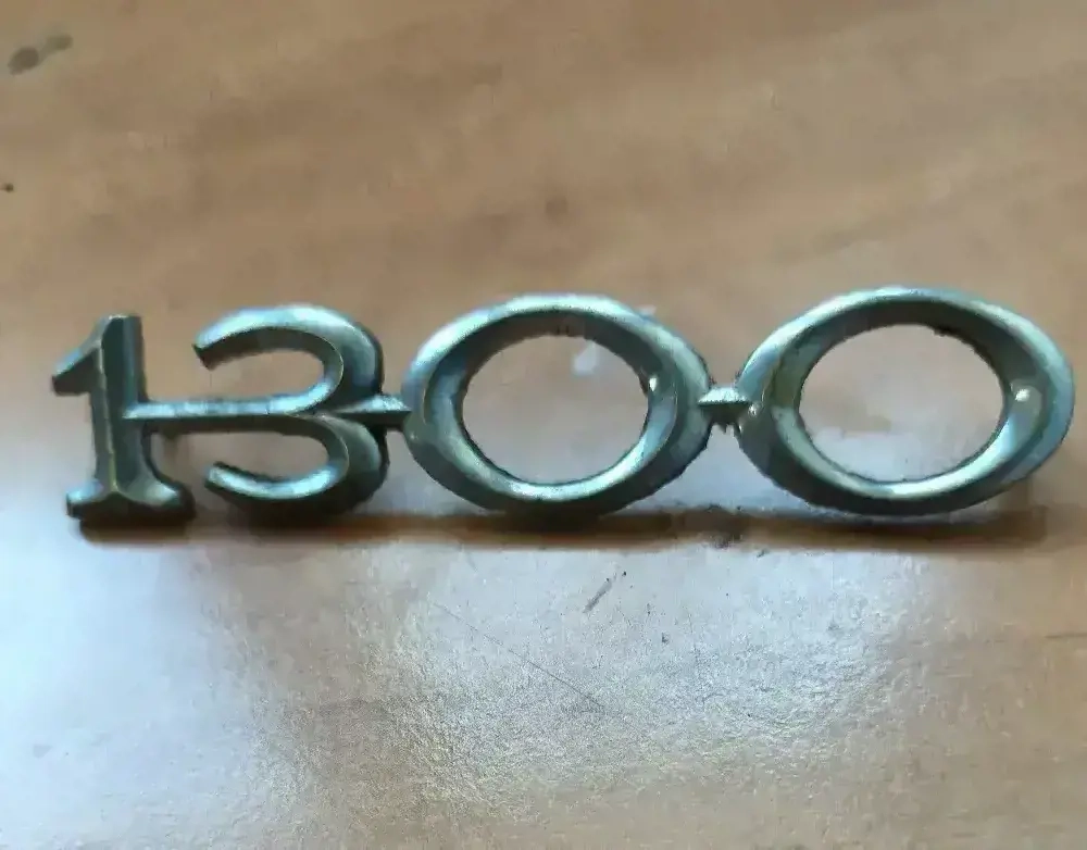 Emblemă DACIA 1300 și rulmenți de roată spate