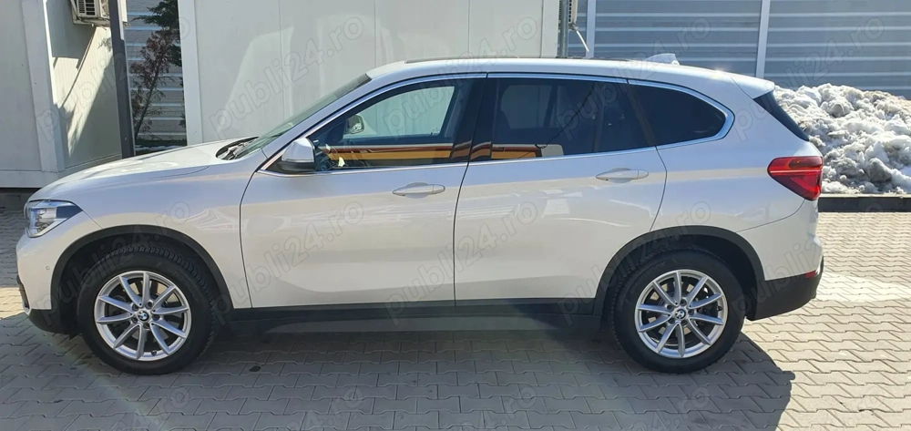 BMW X1, 2,0d, xDrive, 190CP, automată,4x4, piele, navi mare, panoramic