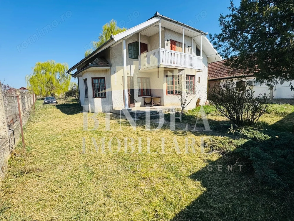 Casa individuala P+ M Giarmata, vatra satului 1496mp teren
