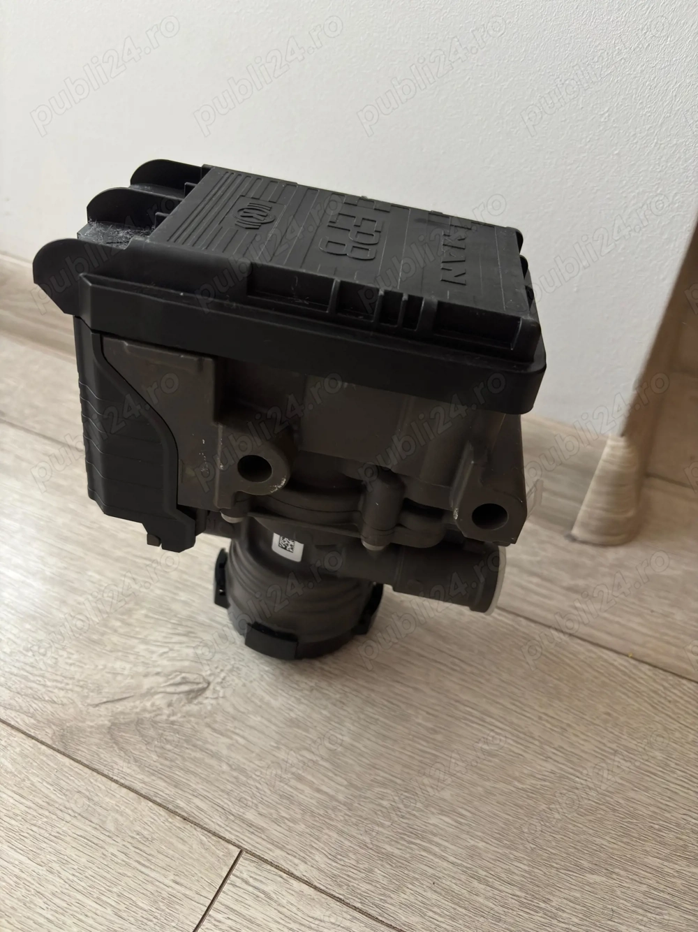 Supapa frana MAN TGS piesa este noua cod 81523156221