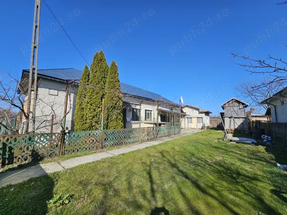 OPORTUNITATE INVESTIȚIE: Gospodarie completa 3500mp teren si 2,8 ha teren  Fauresti, Ramnicu Valcea