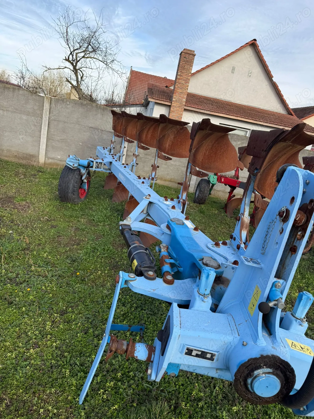 Plug reversibil semipurtat LEMKEN EUROPAL 9