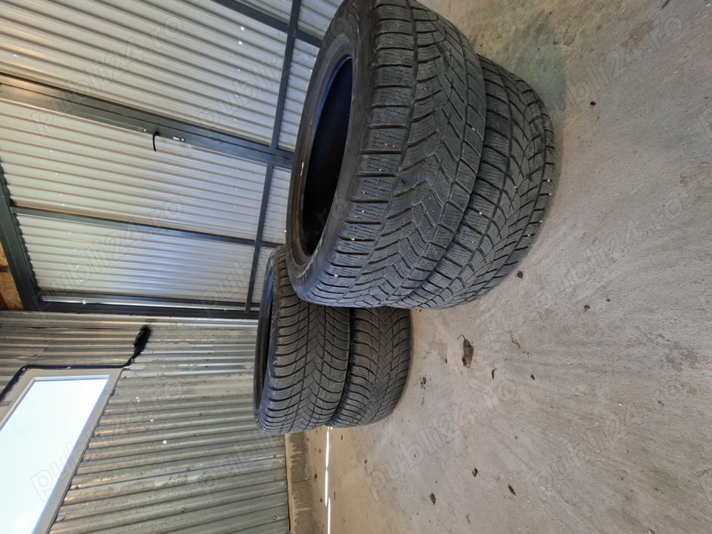 Set 4 anvelope iarnă si Set 4 anvelope vara 225x55x18 toată 8 bucati