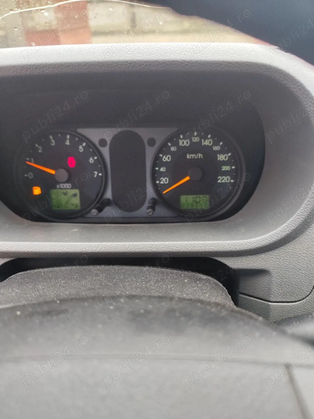 Ford Fusion din 2004 motor 1,4 benzină cu fiscal .