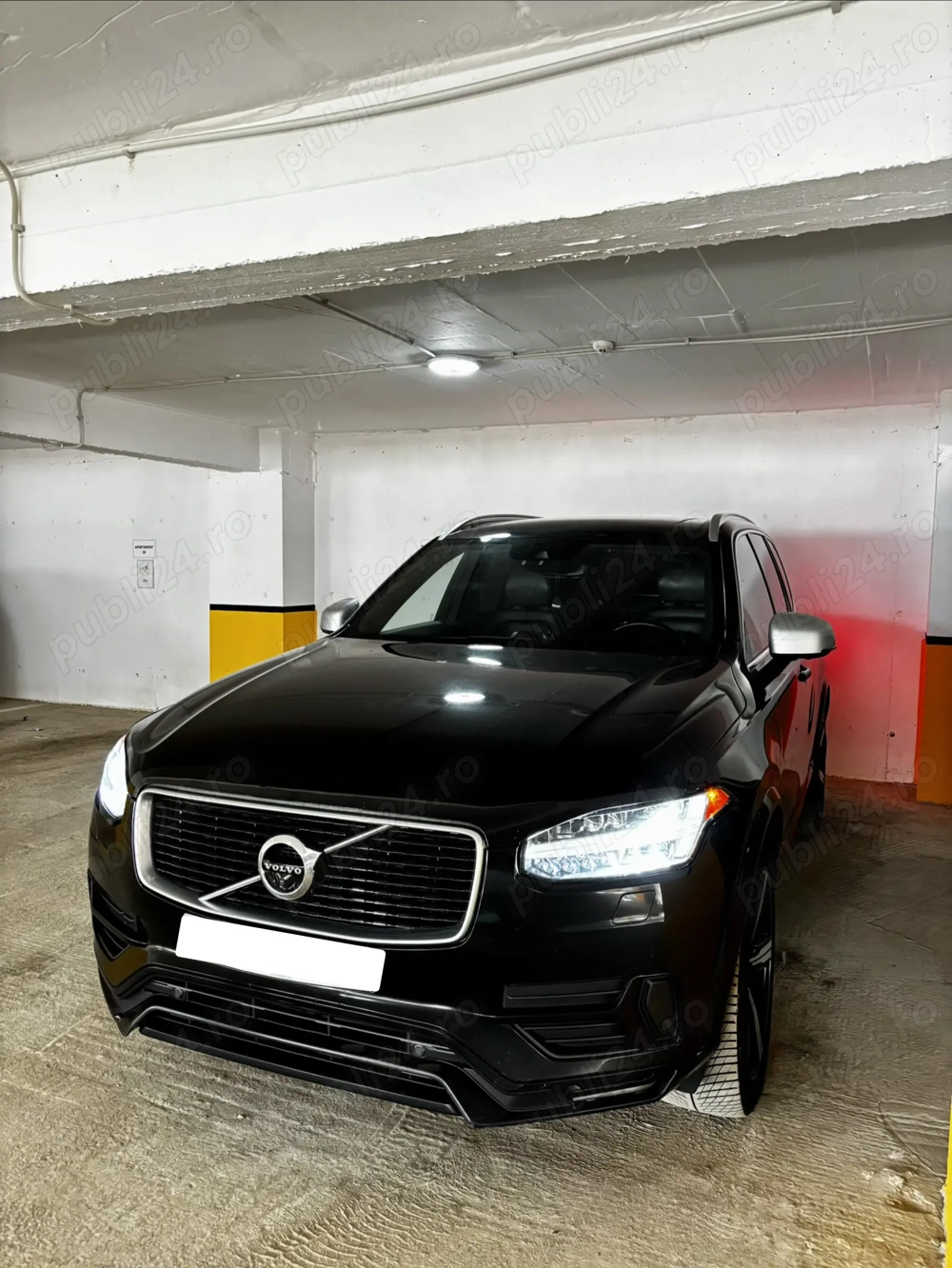 Volvo XC90 T8 R-Design AWD