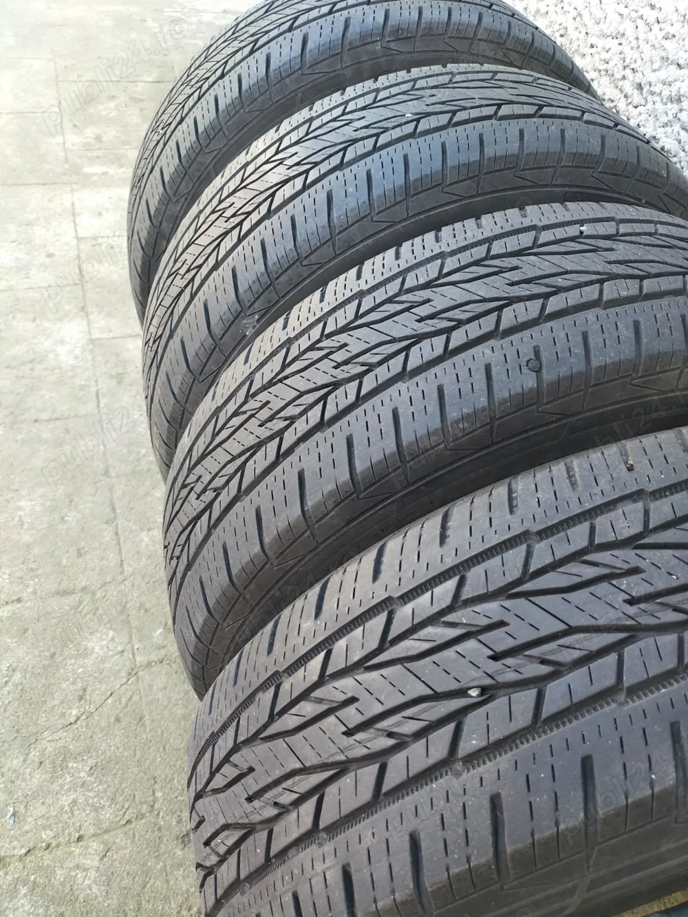 215 65 16-Vara-Continental -Duster