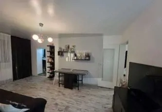 4 Camere 80 mp - 2 balcoane  bloc 1982