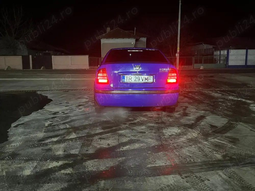 Vând skoda Octavia tour 