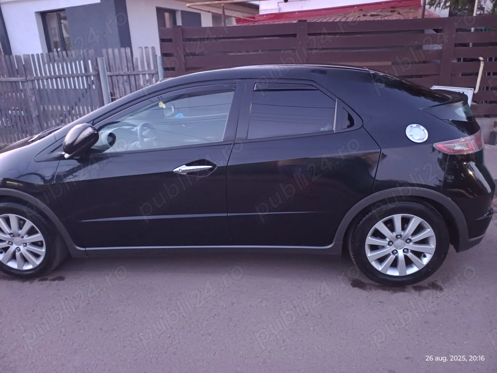 Honda Civic,1,4 benzina,an 2011,euro 5