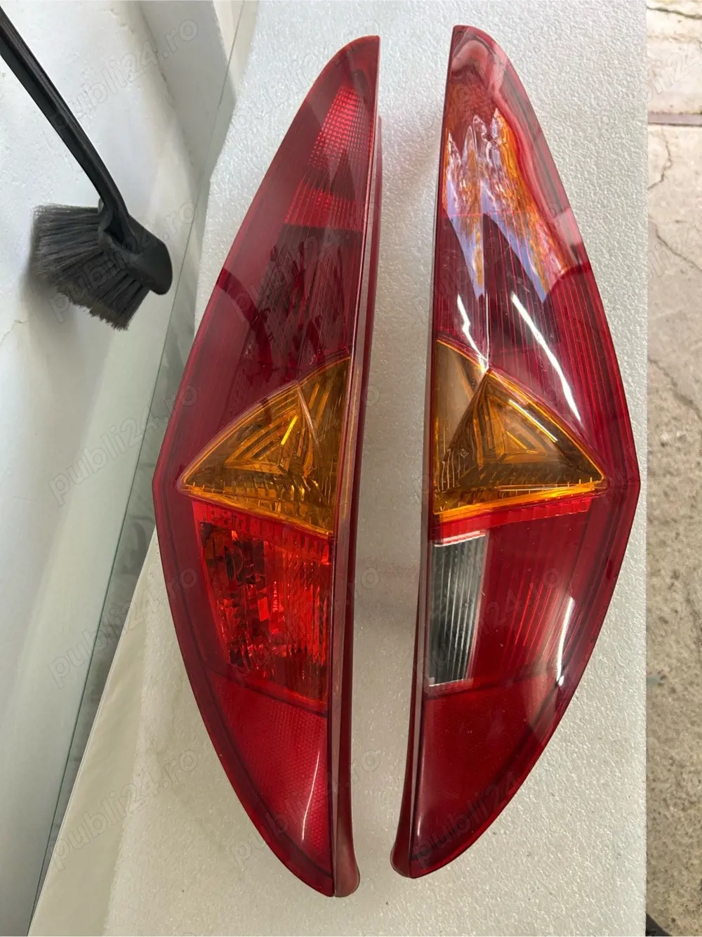 stopuri  spate Fiat punto 1999-2003 model 3 uși !