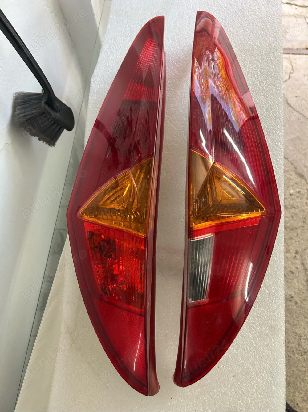 stopuri  spate Fiat punto 1999-2003 model 3 uși !