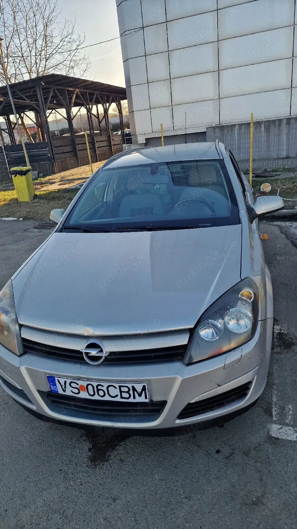 se vinde masina marca opel