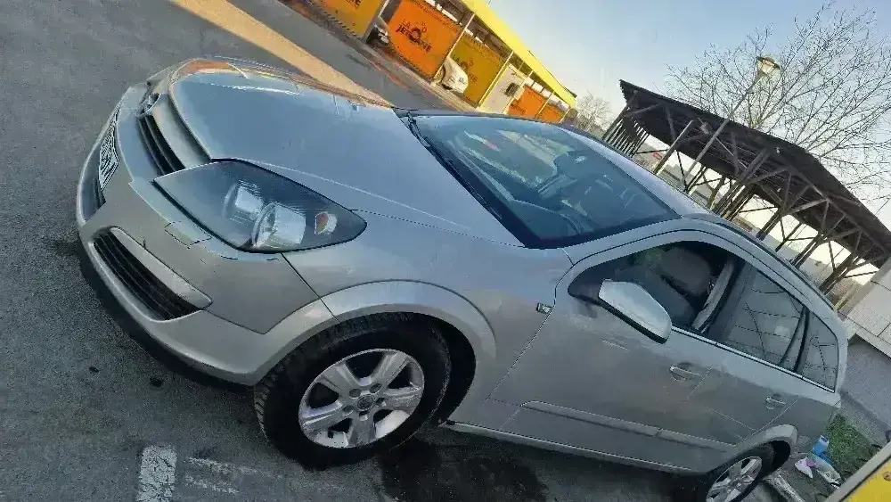 vand masina marca opel