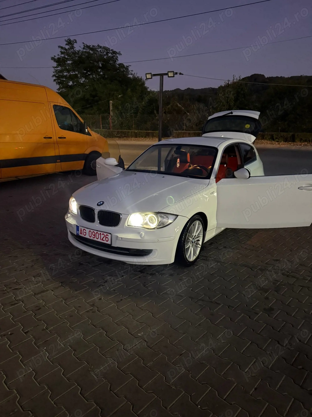 Vând bmw seria 1 123 d 