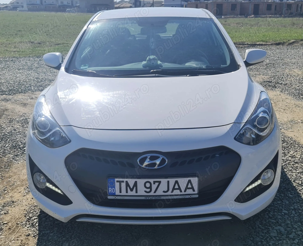 Hyndai i30 Coupe 1.4i 101 CP 2013
