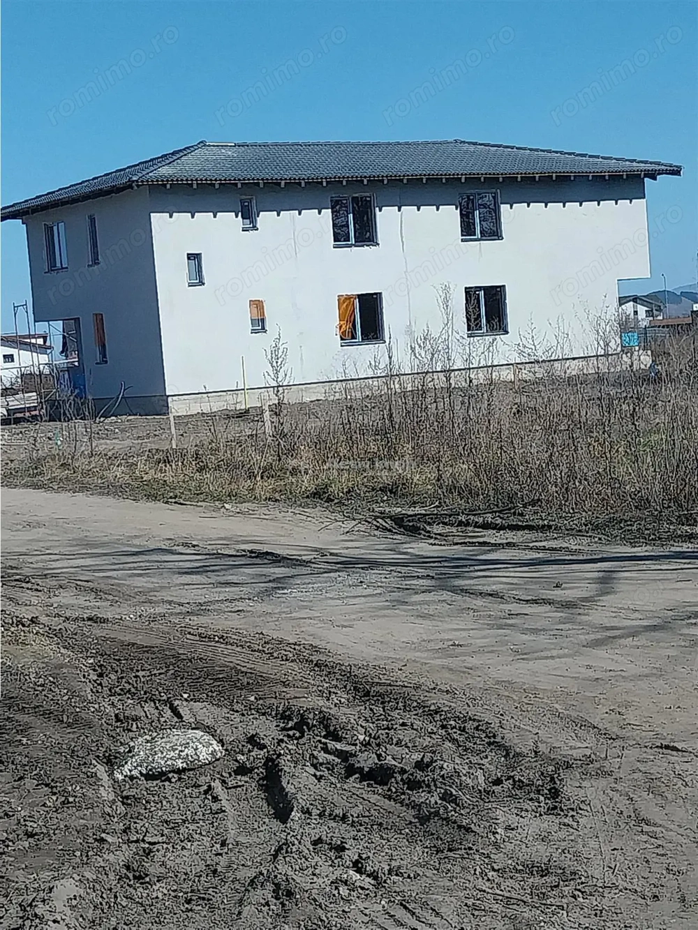 Casa tip Duplex- 4 camere, 130mp, 500 mp teren - Stupini Brasov