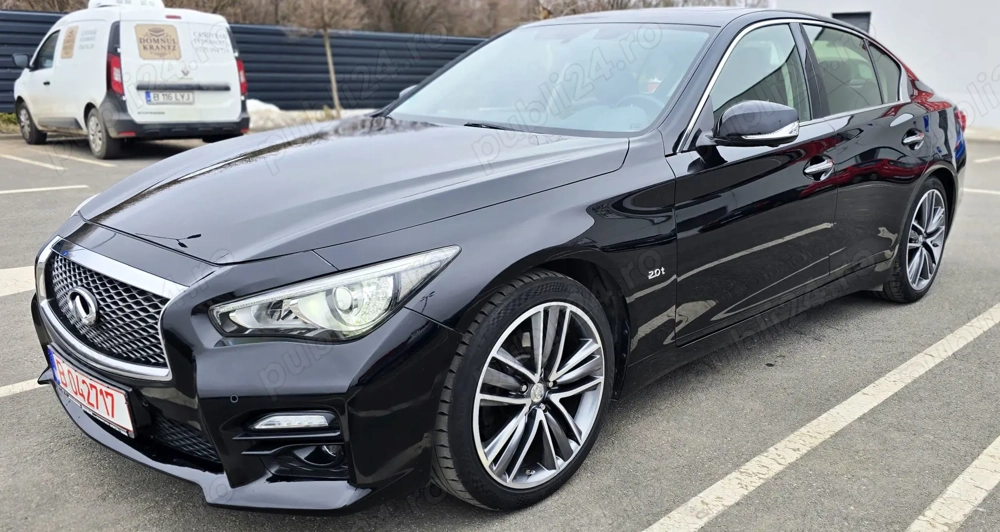 Infiniti Q50 2.0T benzina 211 CP, cutie automata, tractiune integrala 
