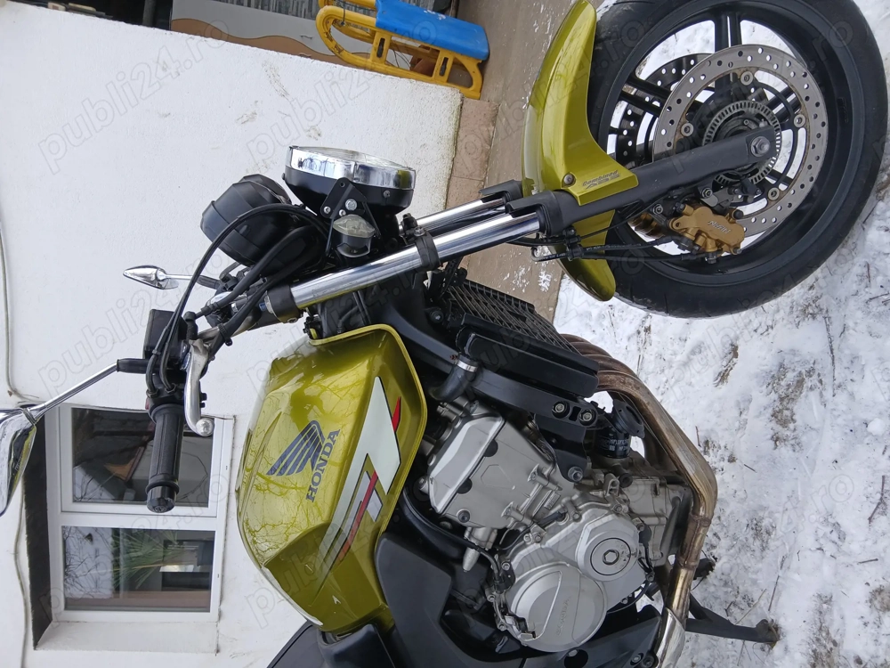 Honda cbf 600