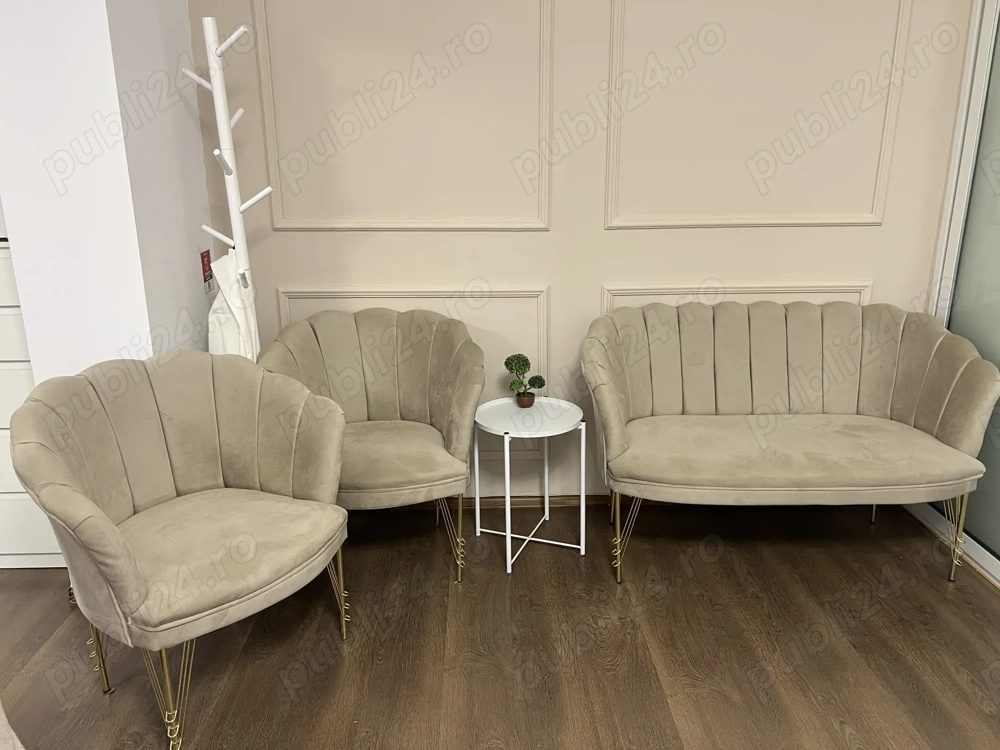 Vând mobilier salon