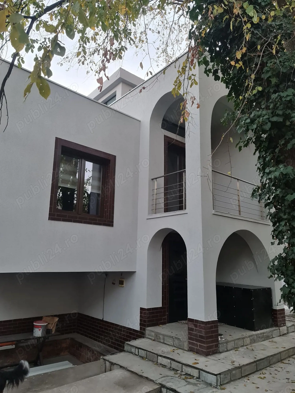 duplex grand arena bucuresti P+1,188 mp util ,312 teren ,living ,4camere,2 bai,bucat +2 hol