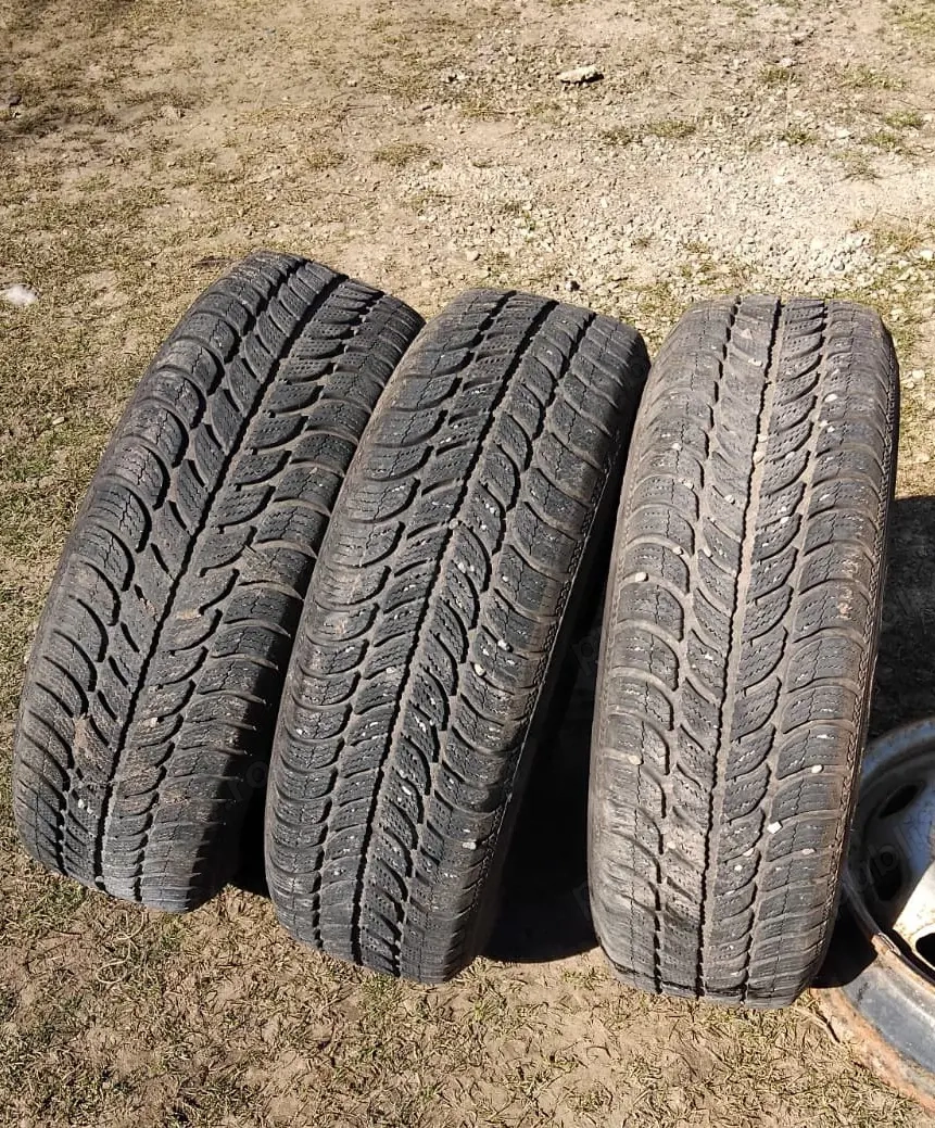 Cauciucuri Debica cu jantă de iarnă Logan I