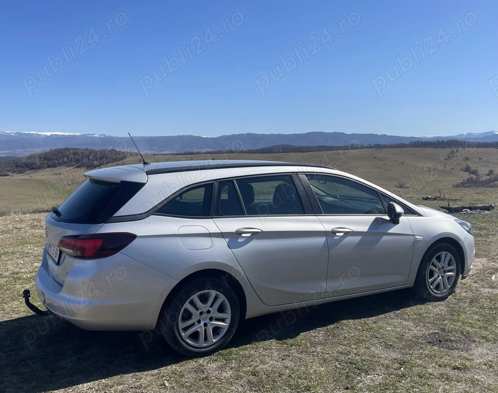 Vânzare Opel Astra Sport Tourer+