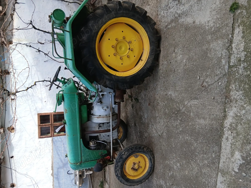 Tractor și utilaje agricole de vânzare 