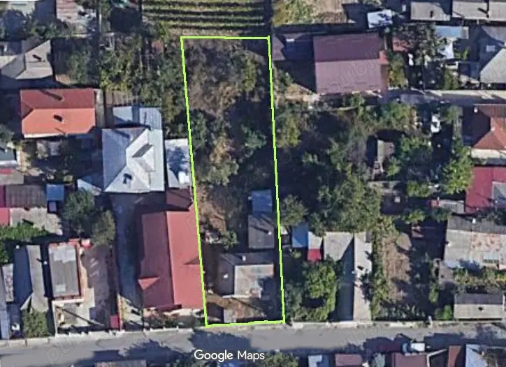 Teren intravilan cu casă în Tulcea