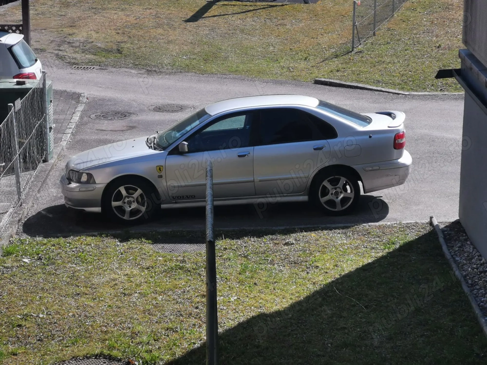 Volvo S40- An 2003