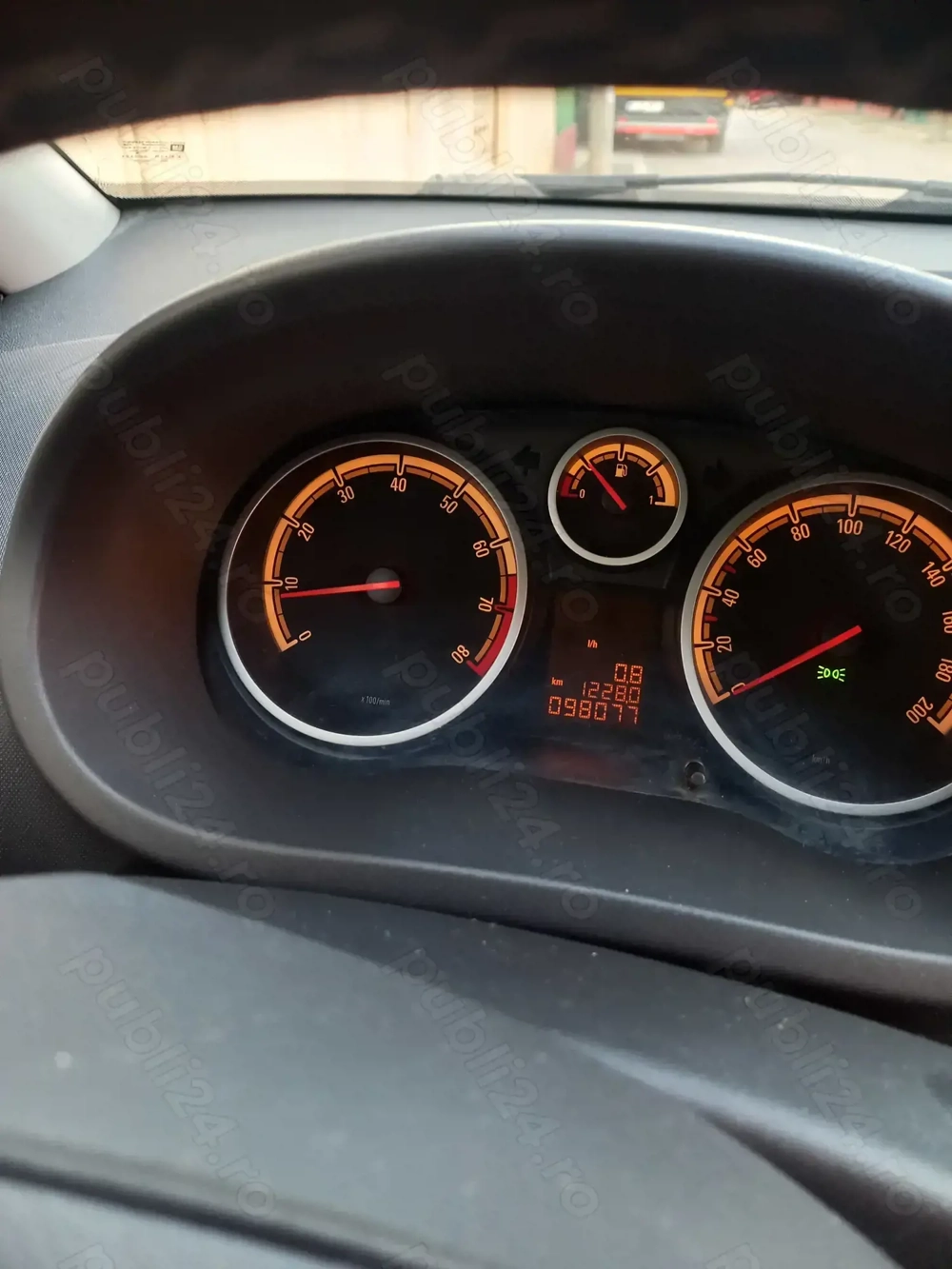 Autoturism opel  corsa de vânzare 