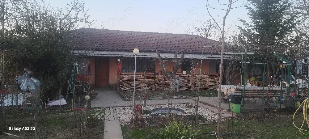 vand casă cu uzufruct viager