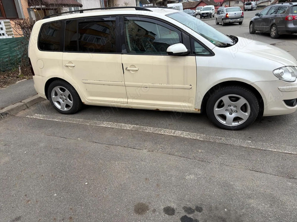 Vând Wv Touran motor 2.0 Diesel 2009