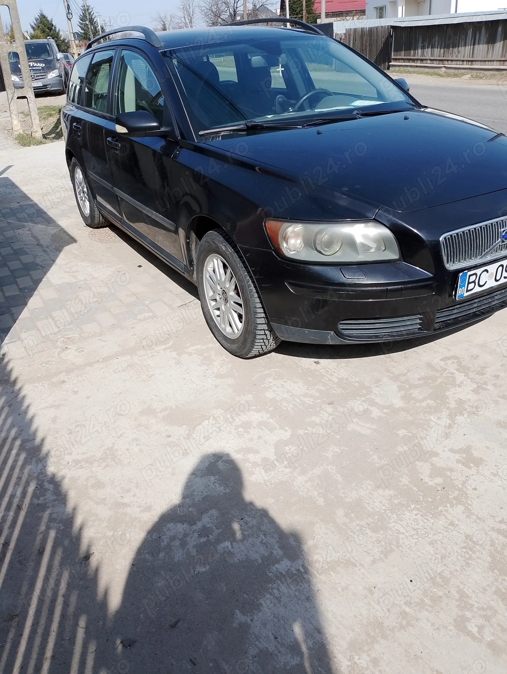 Vând Volvo v,50