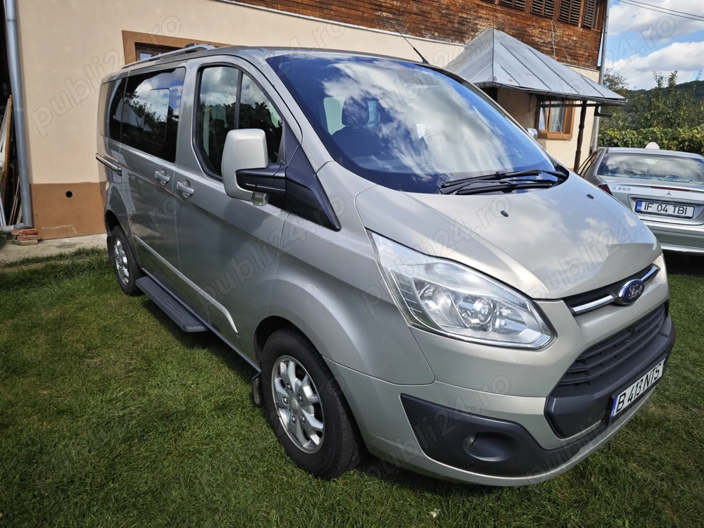 Ford Turneo Custom Decembrie 2013, 7+1 locuri