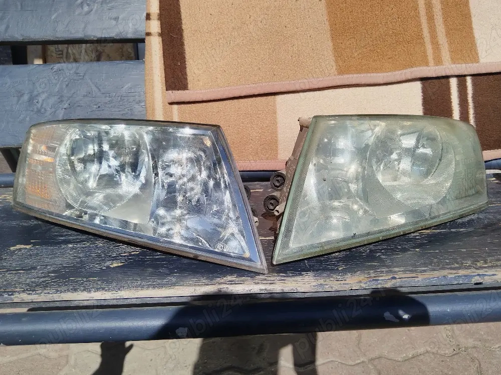 Faruri skoda octavia 2