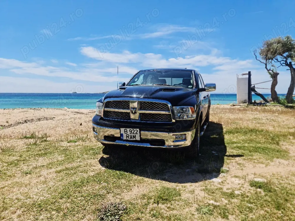 Dodge Ram 1500 5.7L 2012 autoutilitara 400CP