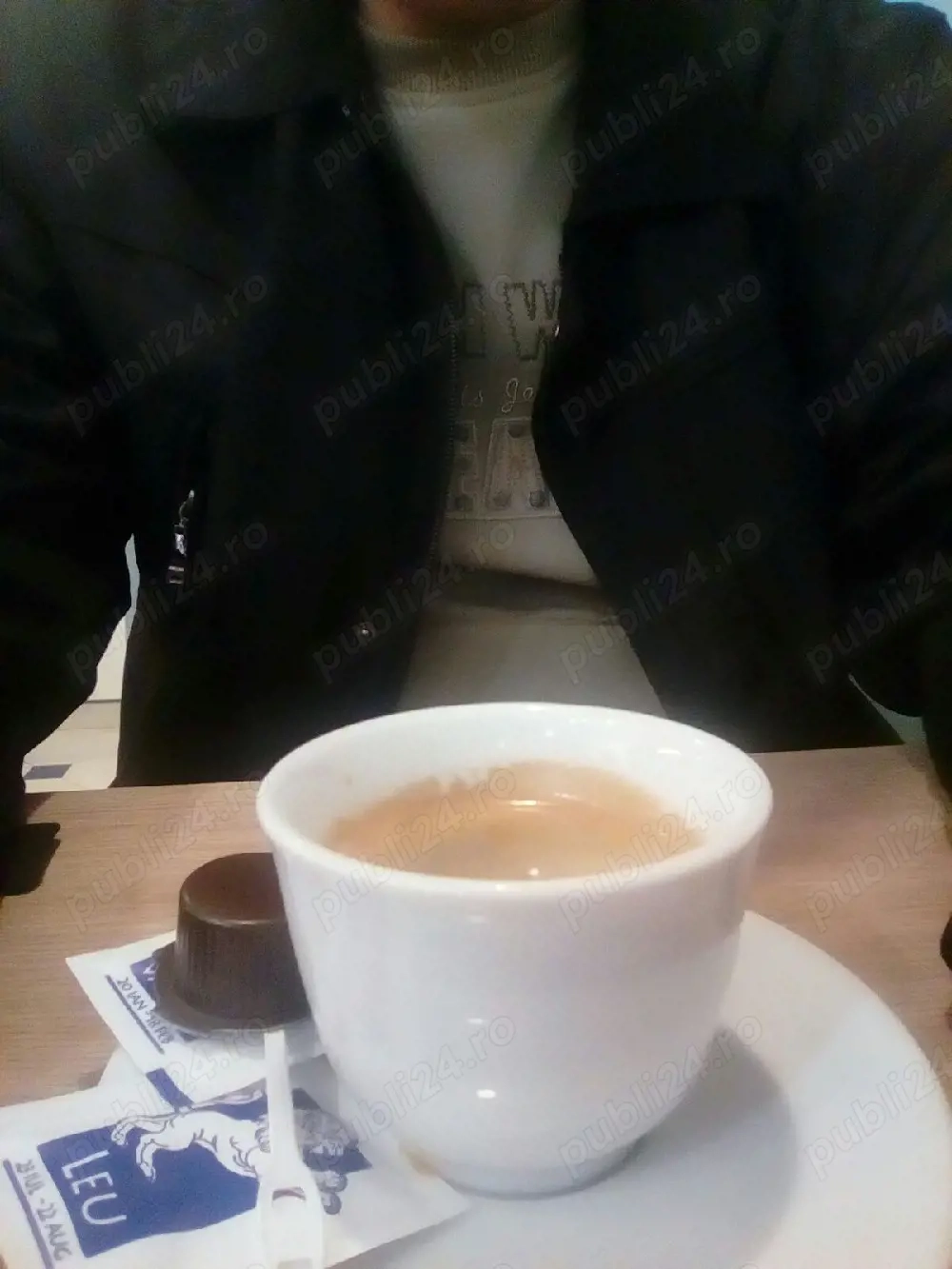 Bărbat singur, prezentabil