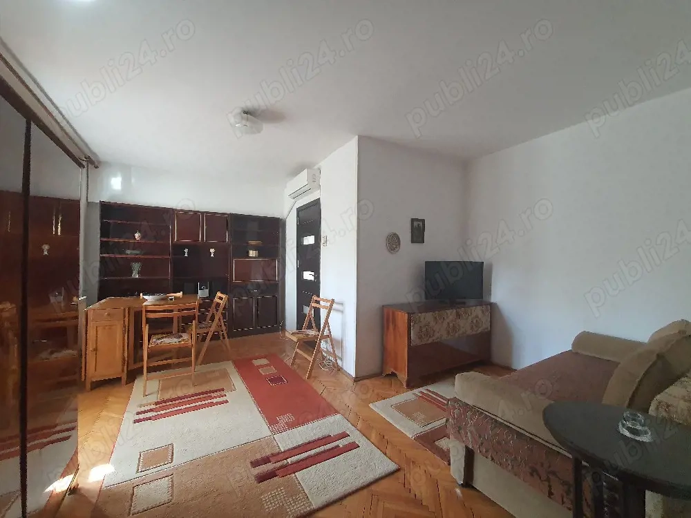 Garsonieră Titan parc IOR de inchiriat 