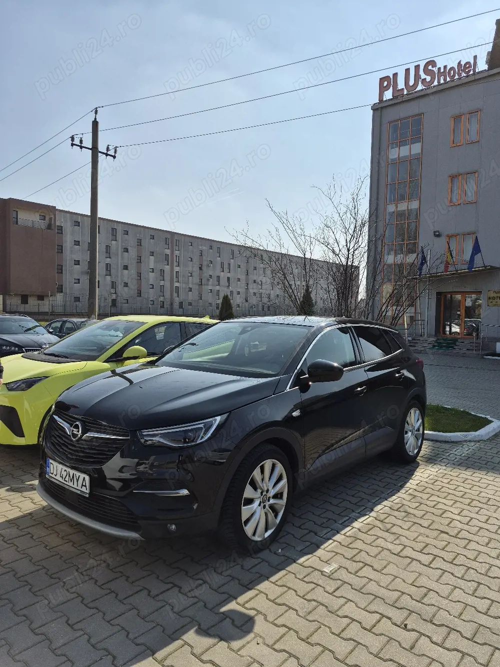 Vând Opel Grandland X